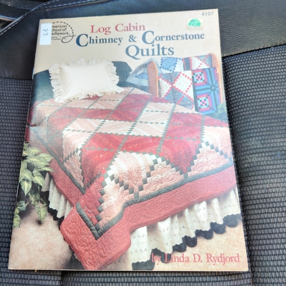 Log Cabin Chimney & Cornerstone Quilts Quilting Quilt Patterns - Picture 1 of 6